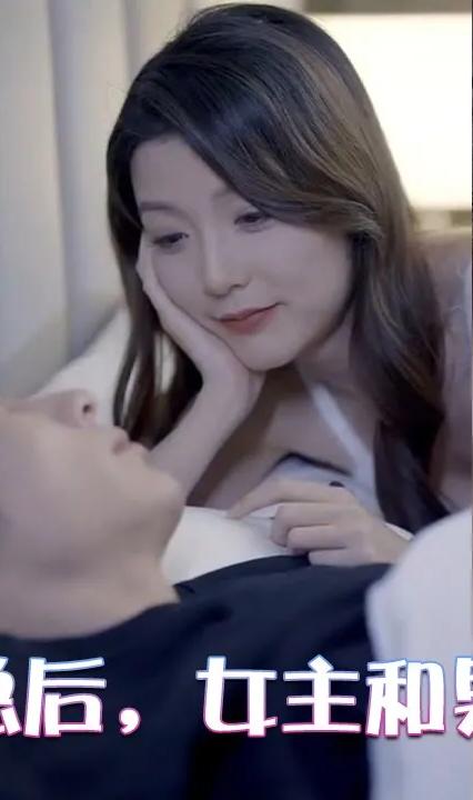 踹掉霸总后，女主和男配HE了 全集(大结局)